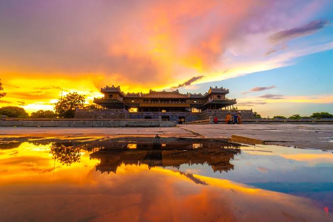 Vietnam Signature Journey North to South – 10 Days Premium Private Tour Led by Women Vietnam Signature Journey North to South – 10 Days Premium Private Tour Led by Women